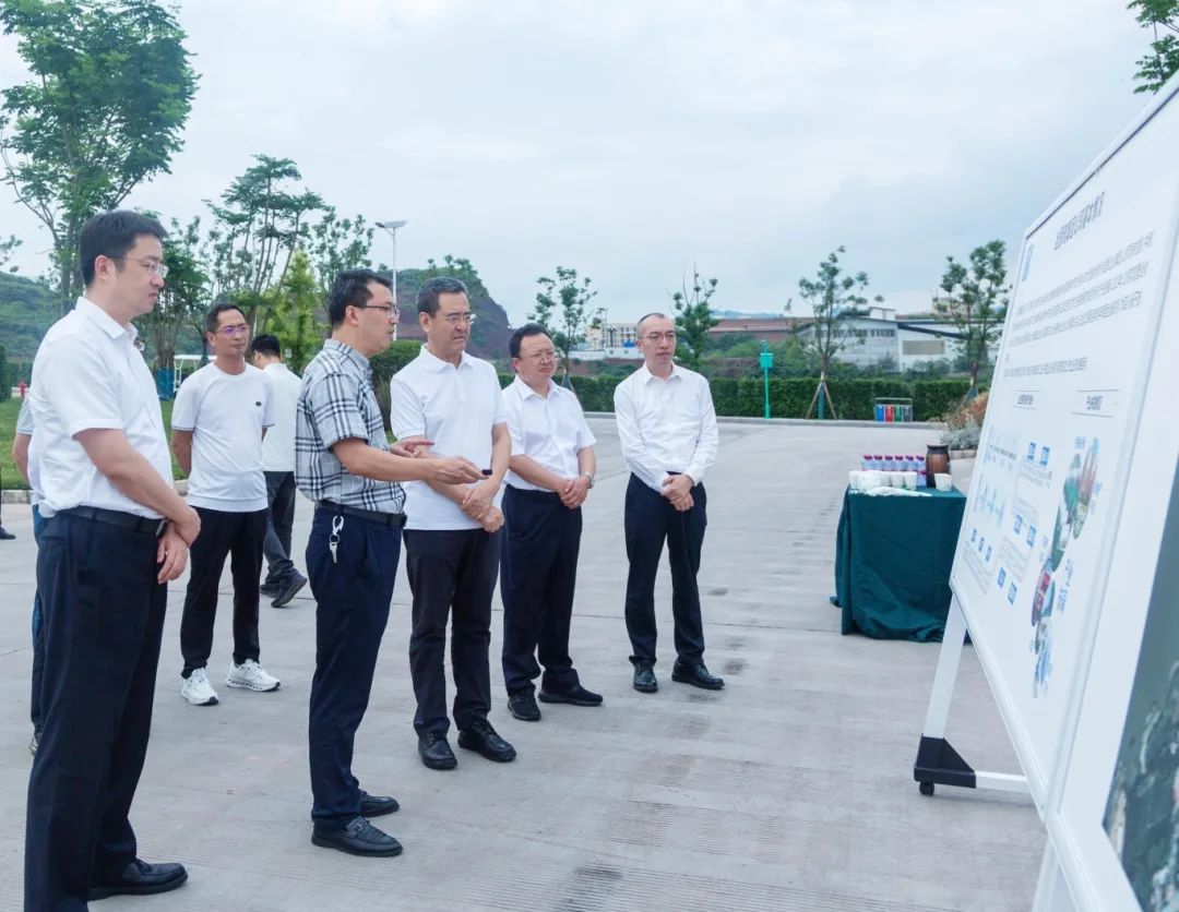 省国资委党委书记、主任冯文生赴宜宾调研国企改革深化提升行动工作并主持召开片区座谈会